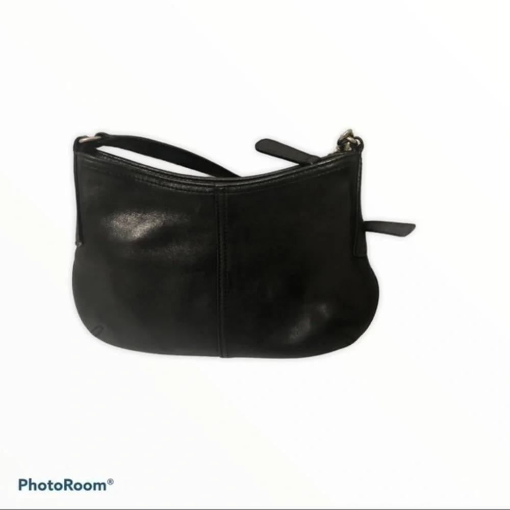 Coach almost vintage black leather mini bag